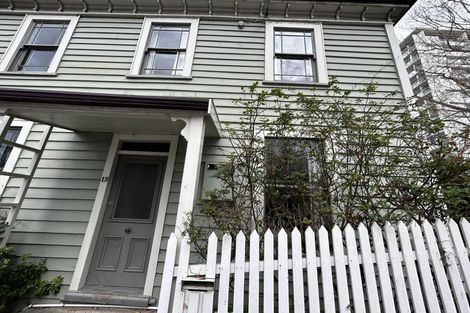 Photo of property in 15 Cottleville Terrace, Thorndon, Wellington, 6011