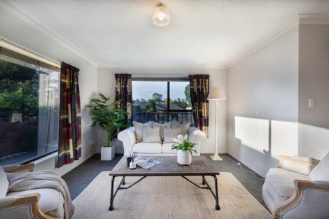 Photo of property in 1/15 Laing Crescent, Heathcote Valley, Christchurch, 8022