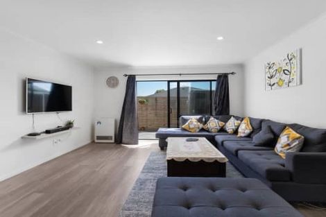 Photo of property in 19/9u Surrey Street, Tawa, Wellington, 5028
