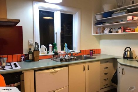 Photo of property in 106 Mortimer Terrace, Brooklyn, Wellington, 6021