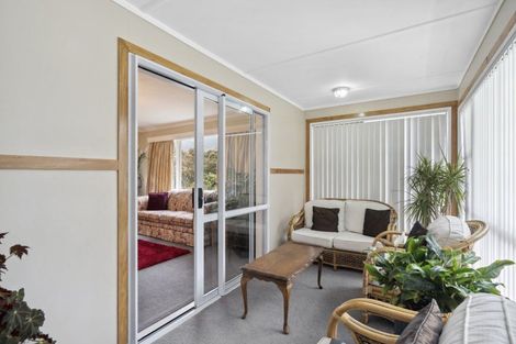 Photo of property in 12 Lane Crescent, Tawa, Wellington, 5028