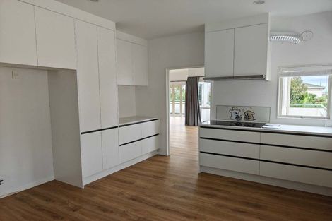 Photo of property in 42 Sharon Road, Waiake, Auckland, 0630