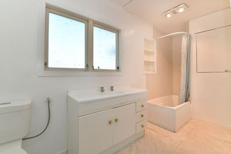 Photo of property in 7 Kaipara Crescent, Helensville, 0800