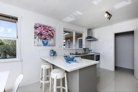 Photo of property in 14 Sunhaven Avenue, Glenfield, Auckland, 0629