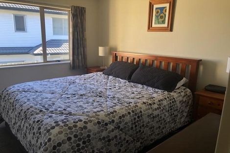 Photo of property in 89 Amesbury Drive, Churton Park, Wellington, 6037