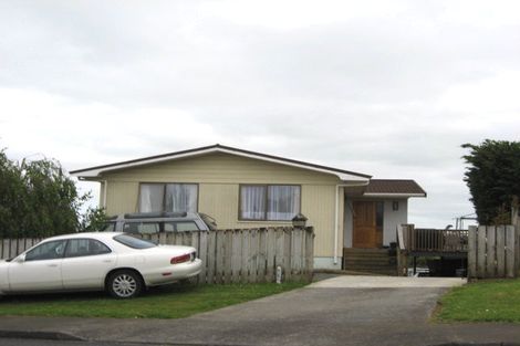 Photo of property in 15 Matatea Avenue, Pukekohe, 2120