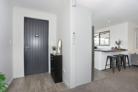 Photo of property in 13 George Street, Bulls, 4818