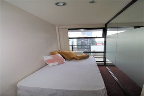 Photo of property in 39 Noall Street, Te Atatu Peninsula, Auckland, 0610