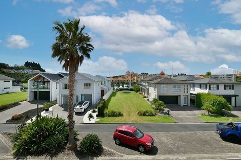 Photo of property in 17/595 Laurie Southwick Parade, Gulf Harbour, Whangaparaoa, 0930