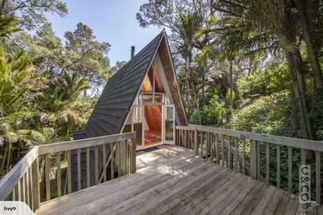 Photo of property in 123 Motutara Road, Muriwai, Waimauku, 0881