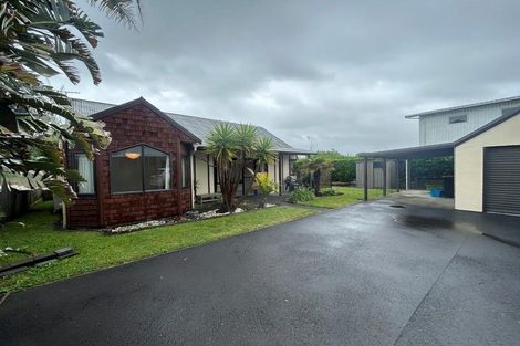 Photo of property in 698b Papamoa Beach Road, Papamoa Beach, Papamoa, 3118
