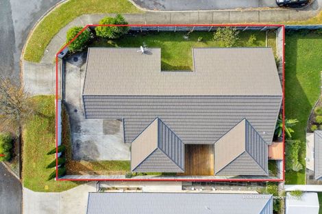 Photo of property in 2 Southbrook Close, Glenview, Hamilton, 3206