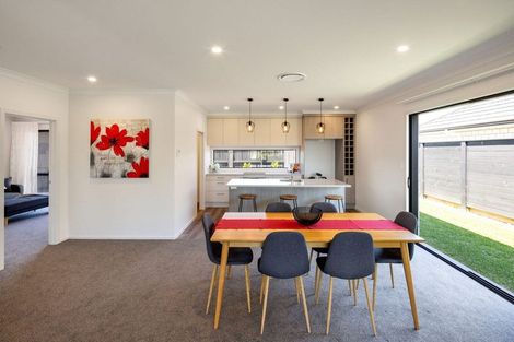 Photo of property in 44 Norfolk Drive, Cambridge, 3434