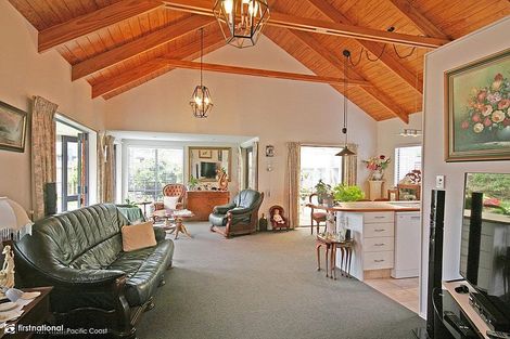 Photo of property in 107b Ocean Road, Whangamata, 3620