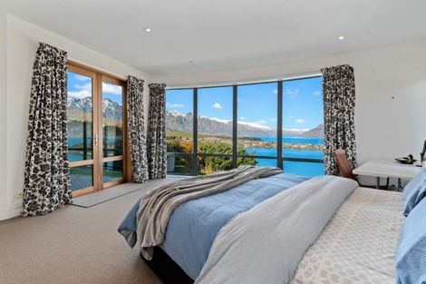 Photo of property in 20 Peregrine Place, Queenstown, 9300