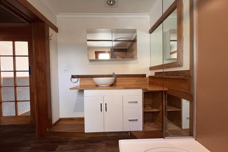 Photo of property in 148 James Line, Kelvin Grove, Palmerston North, 4414