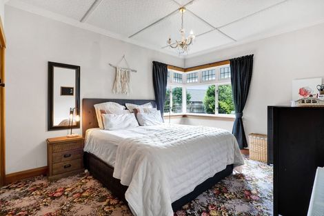Photo of property in 3 Cross Street, Lepperton, New Plymouth, 4373