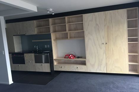 Photo of property in Barton Flats, 1/9-11 Barton Terrace, Thorndon, Wellington, 6011