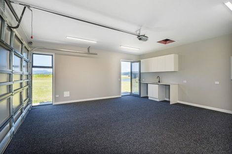 Photo of property in 17 Kahu Crescent, Whitianga, 3510
