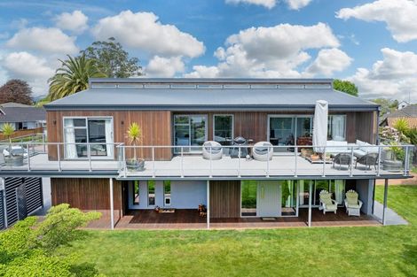 Photo of property in 19 Abbotts Place, Avonhead, Christchurch, 8042