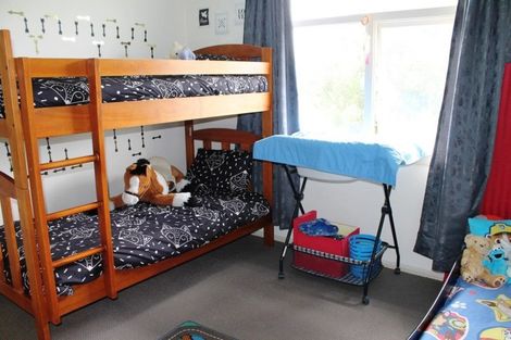 Photo of property in 15 County Place, Tirau, 3410