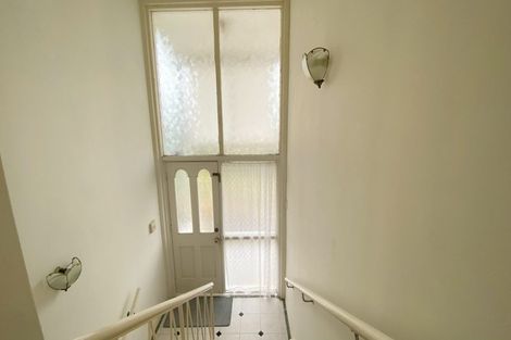 Photo of property in 14 Meadowvale Avenue, Forrest Hill, Auckland, 0620