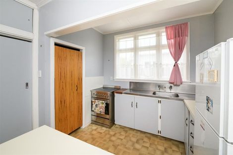 Photo of property in 11 Rira Street, Marton, 4710