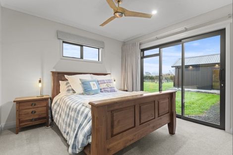 Photo of property in 2 Pheasant Lane, Aokautere, 4471