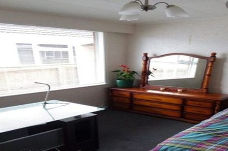 Photo of property in 1/378 Devon Street East, Strandon, New Plymouth, 4312