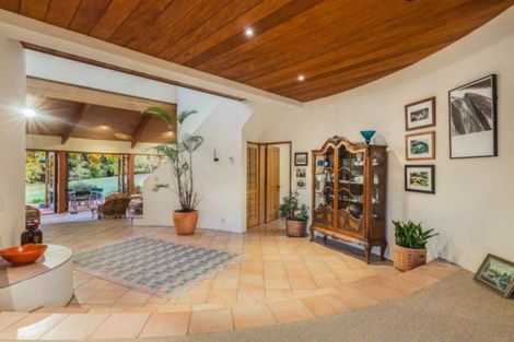 Photo of property in 112 Potts Road, Whitford, Howick, 2571