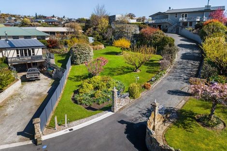 Photo of property in 10 Old Bridge Road, Bridge Hill, Alexandra, 9320