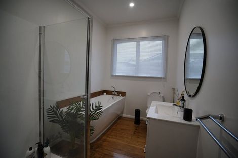 Photo of property in 324 College Street, West End, Palmerston North, 4410