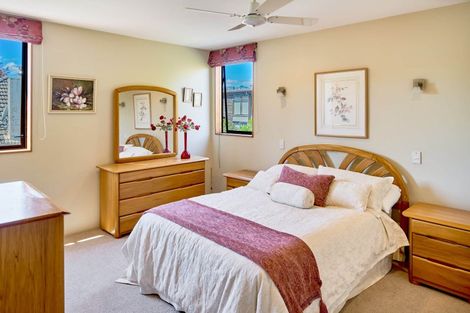 Photo of property in 70 Hautana Street, Woburn, Lower Hutt, 5010