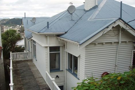 Photo of property in 21 Central Terrace, Kelburn, Wellington, 6012