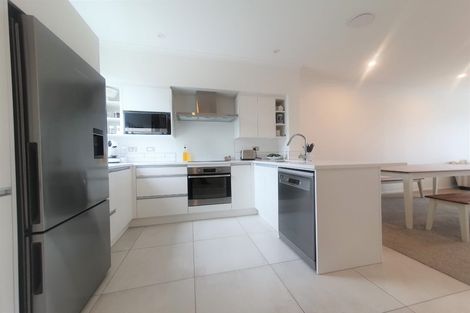 Photo of property in 18 Hobsonville Point Road, Hobsonville, Auckland, 0616