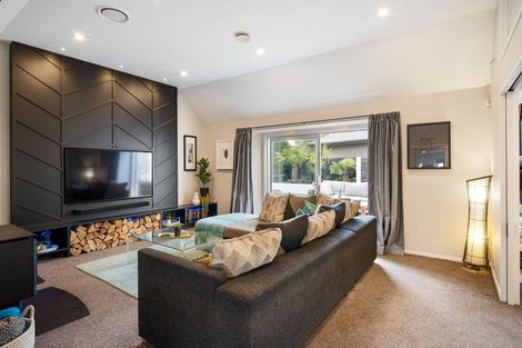 Photo of property in 3 Fieldmoor Place, Parklands, Christchurch, 8083