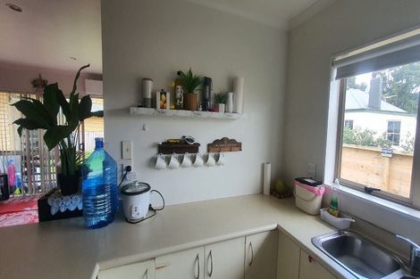 Photo of property in 9 Neesons Way, Glendene, Auckland, 0602