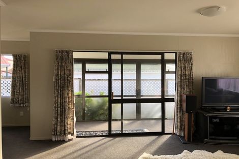 Photo of property in 55u5 Tuhikaramea Road, Dinsdale, Hamilton, 3204