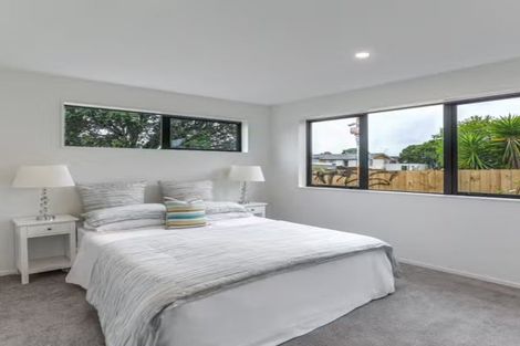 Photo of property in 40d Innismara Avenue, Wattle Downs, Auckland, 2103