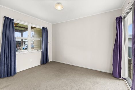 Photo of property in 24 Bill Hercock Street, Pirimai, Napier, 4112