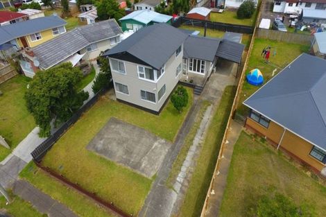 Photo of property in 14 Kohinoor Avenue, Mangere, Auckland, 2022