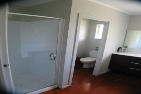 Photo of property in 19 Woodstock Road, Forrest Hill, Auckland, 0620