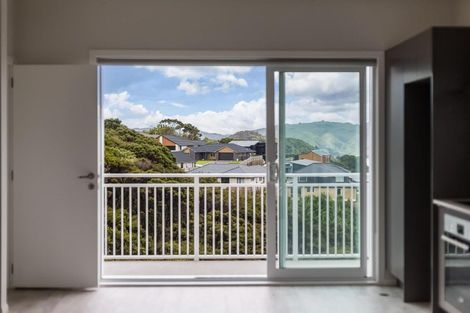 Photo of property in 13 Kohu Way, Whitby, Porirua, 5024
