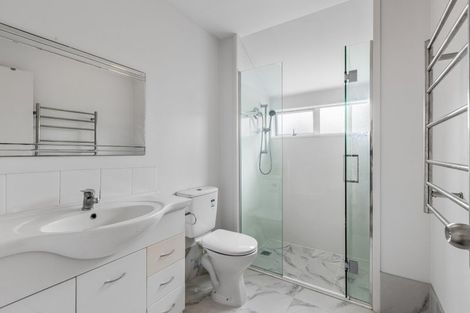 Photo of property in 41a Maygrove Drive, Orewa, 0931