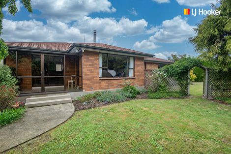 Photo of property in 495 Centre Road, Momona, Outram, 9073