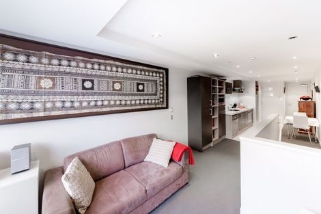 Photo of property in Monument Apartments, 2e/245 Wakefield Street, Te Aro, Wellington, 6011