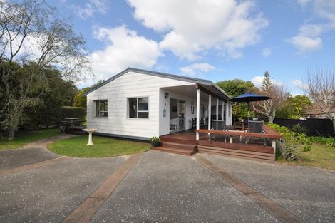 Photo of property in 8 Pleasant Place, Pauanui, Hikuai, 3579