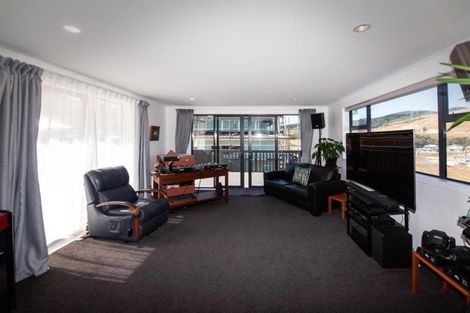 Photo of property in 36 Melksham Drive, Churton Park, Wellington, 6037