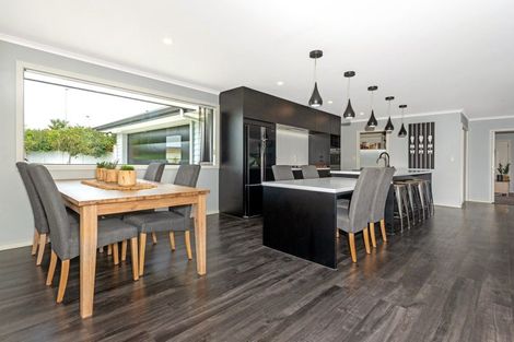 Photo of property in 15 Sterling Park, Lytton West, Gisborne, 4010