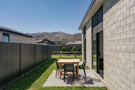 Photo of property in 3 Dawkins Street, Cromwell, 9310